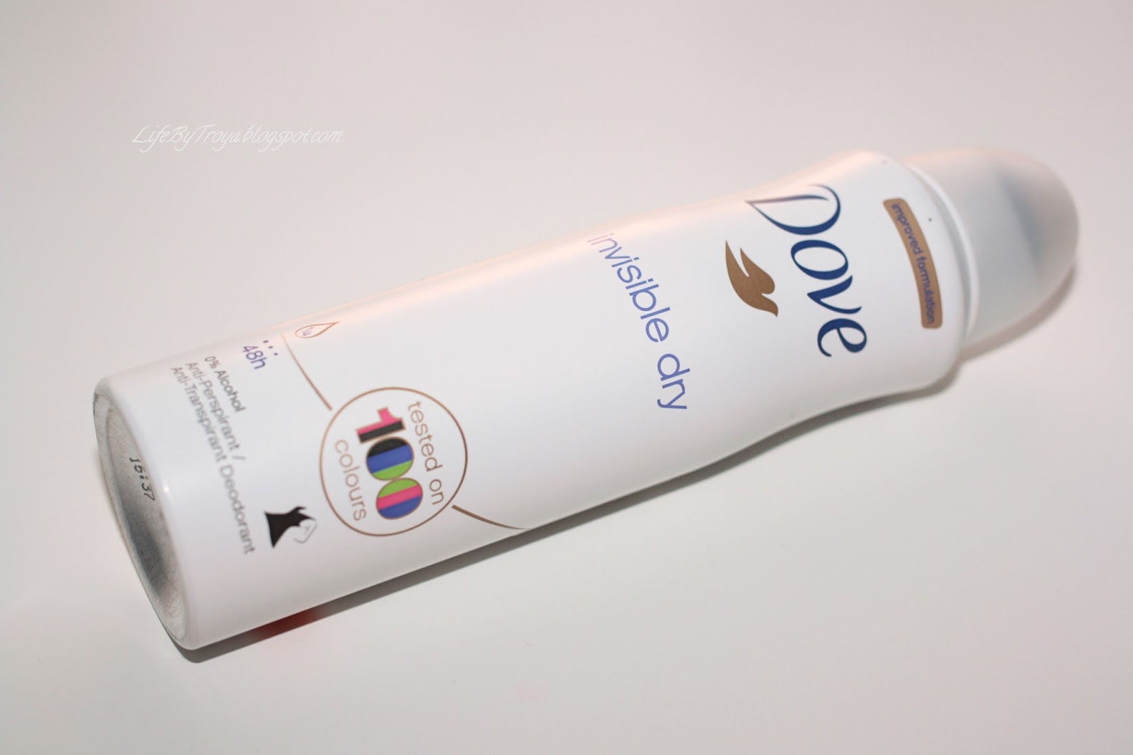 Review Dove Invisible Dry Antiperspirant Deodorant Spray & Dove Men