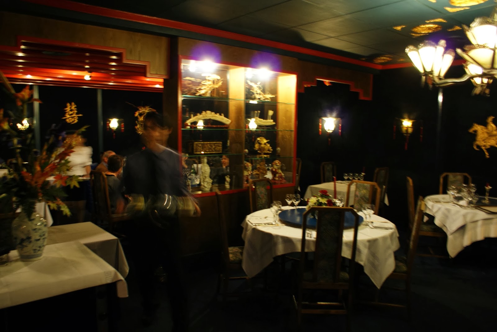 Encore des histoires de bouffe: Le Dun-Huang, Lausanne