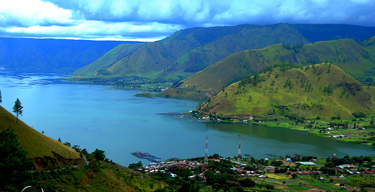 Tempat Wisata di Sumatera Utara yang Sangat Mempesona