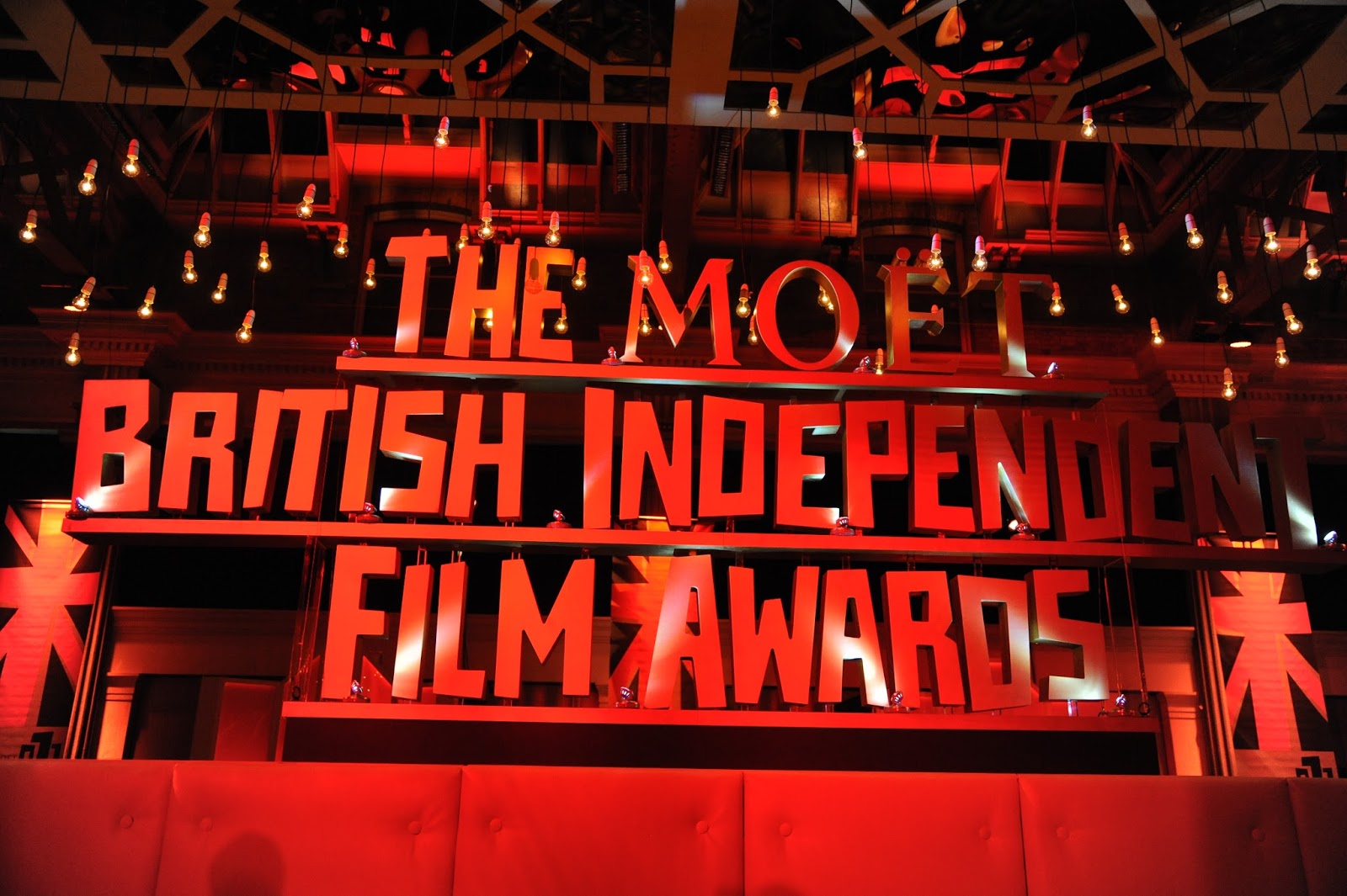 ex-machina-guanya-4-premis-als-british-independent-film-awards
