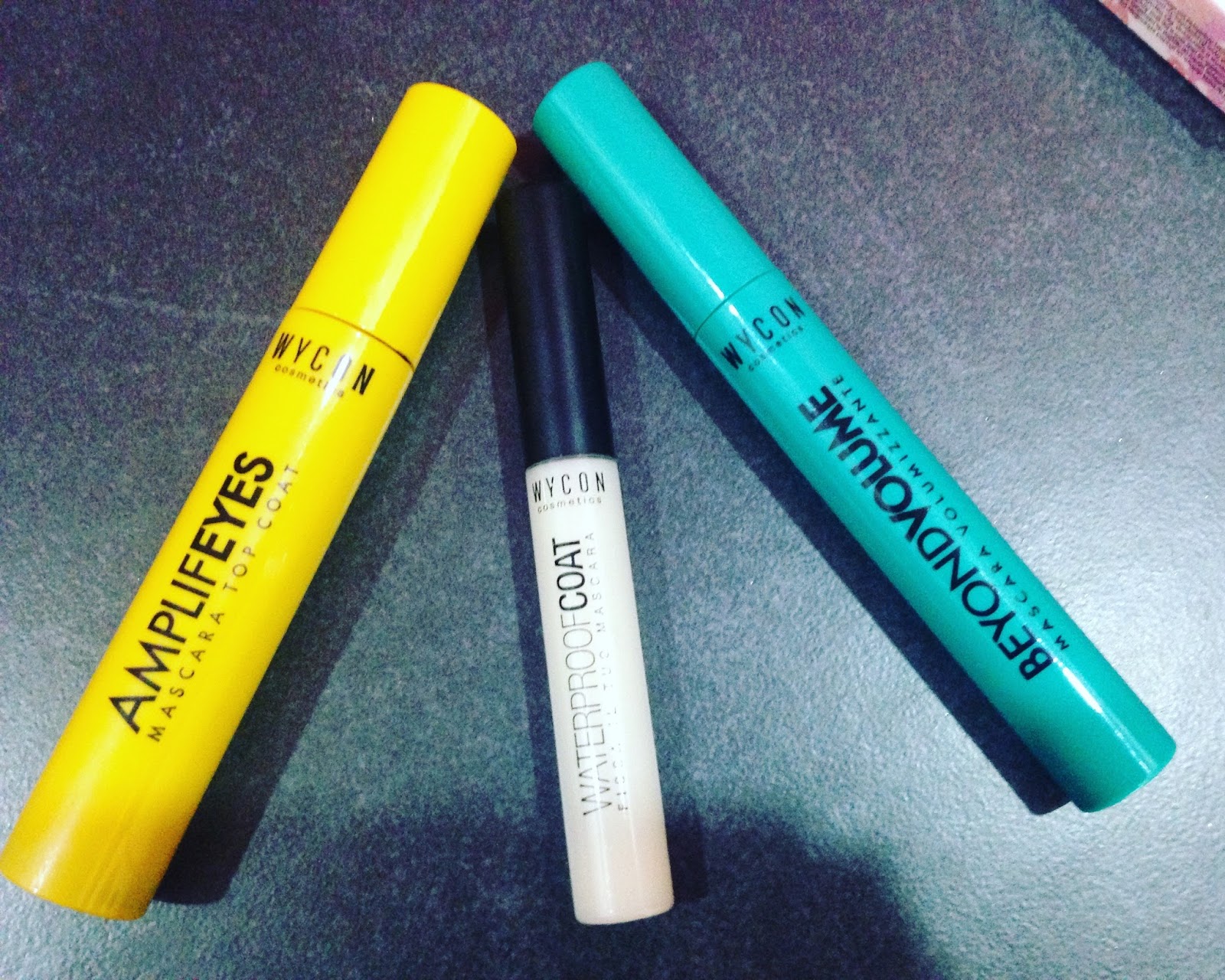 Keep Calm And Wear Eyeliner Mascara Beyond Volume Top Coat Amplifeyes E Waterproof Coat Free Love Di Wycon