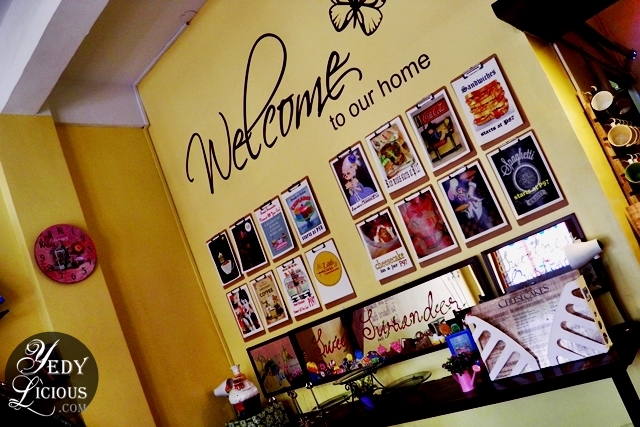 Homey and cute ambiance at The Little House of Cheesecakes and More