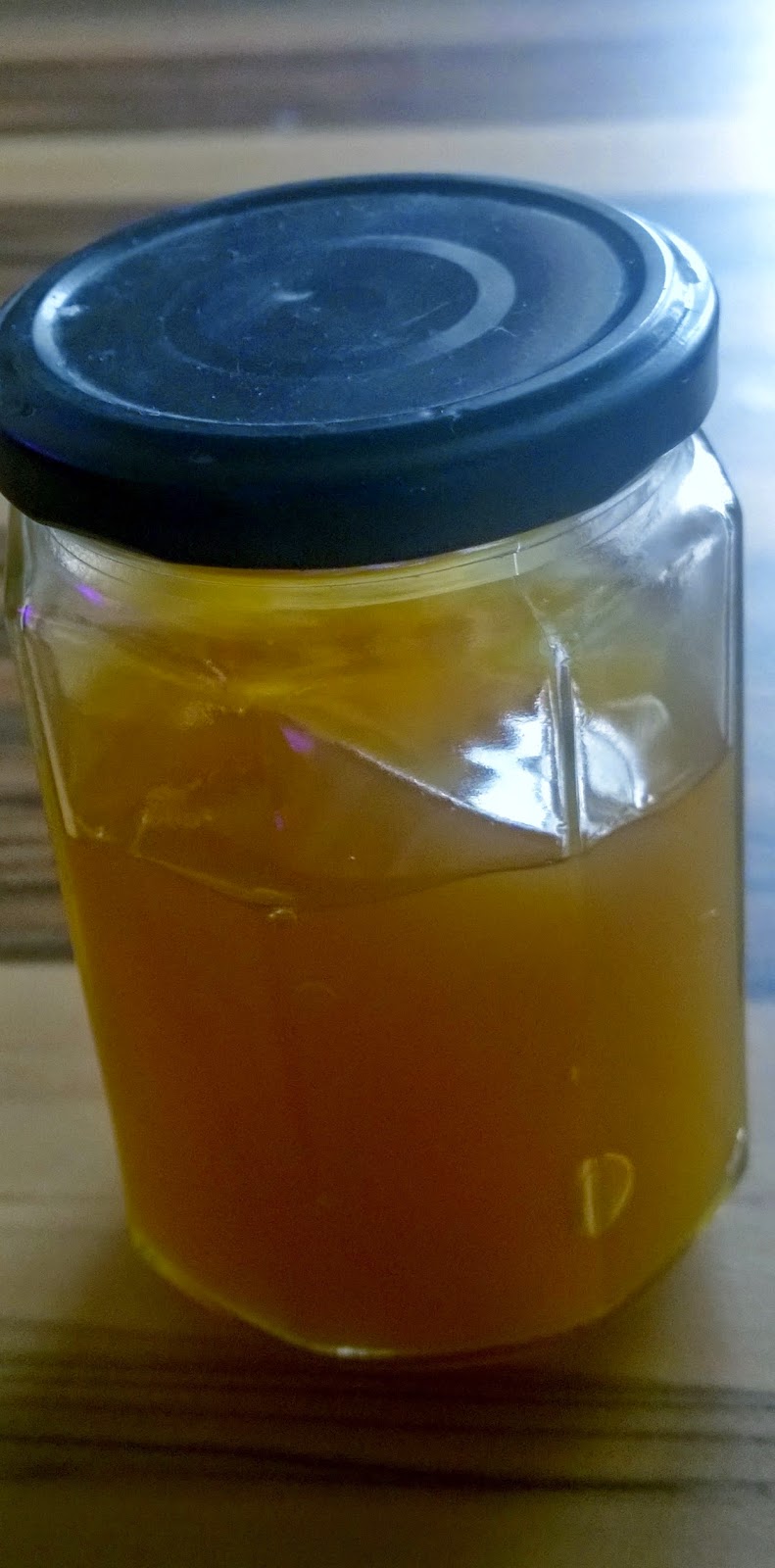 Gelée De Pommes Avec épluchures Thermomix Mon Thermomix , mes Tupp et Moi by Lallie: Gelée de (pelures) de pommes