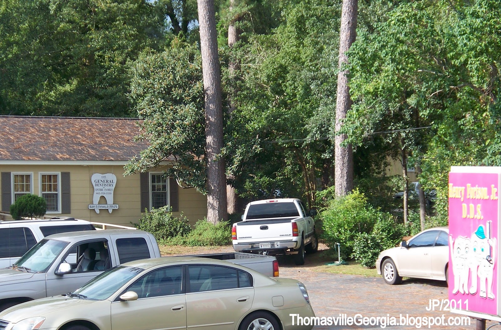 THOMASVILLE GA.Thomas Co.Photos Church Attorney Bank Restaurant Dr