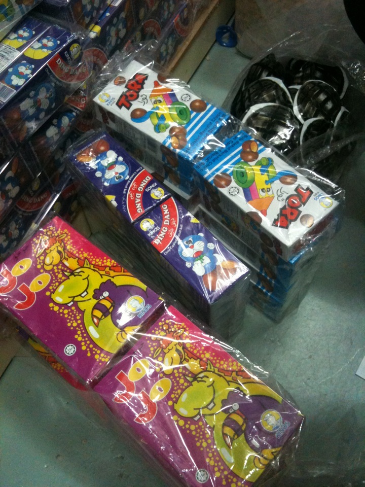 Siti Nurfariha: The Place :Kedai Borong Makanan Ringan Fantasy Jungle Food