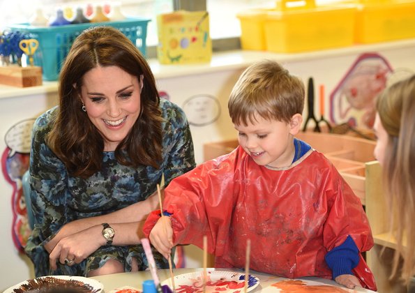 Kate Middleton wore HOBBS London Gianna coat and wore Seraphine Florrie Floral Print Maternity Dress, Jimmy Choo Georgia pumps, sapphire and diamond earrings at Place2Be event