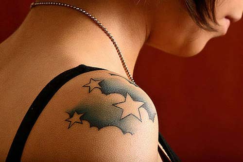 shoulder star tattoo with cloud omuz bulutlu yıldız dövmesi shoulder star tattoo with cloud omuz bulutlu yıldız dövmesi