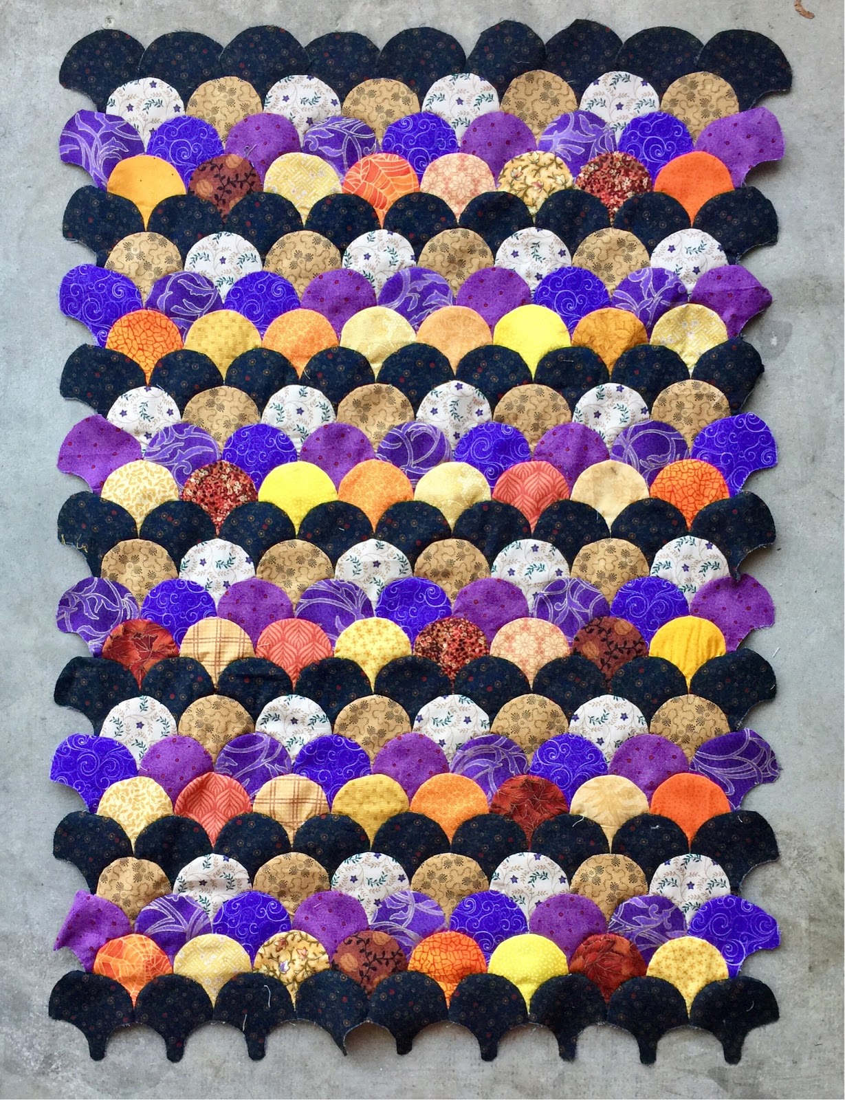 HAND PIECING: Clam Shell Quilts