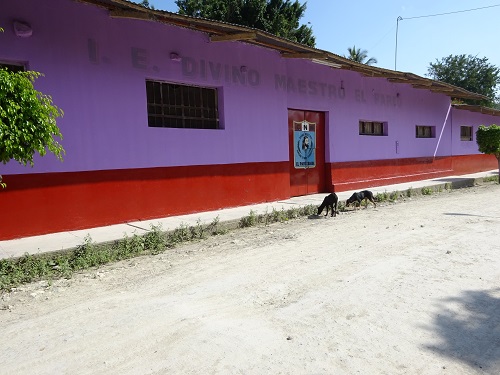 Colegio DIVINO MAESTRO - El Parco