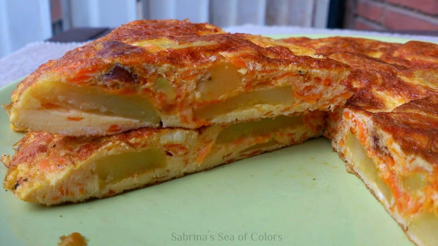 tortilla-de-patatas-con-chorizo-zanahoria