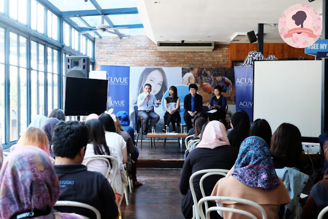 The-Lens-That-Changes-Everything