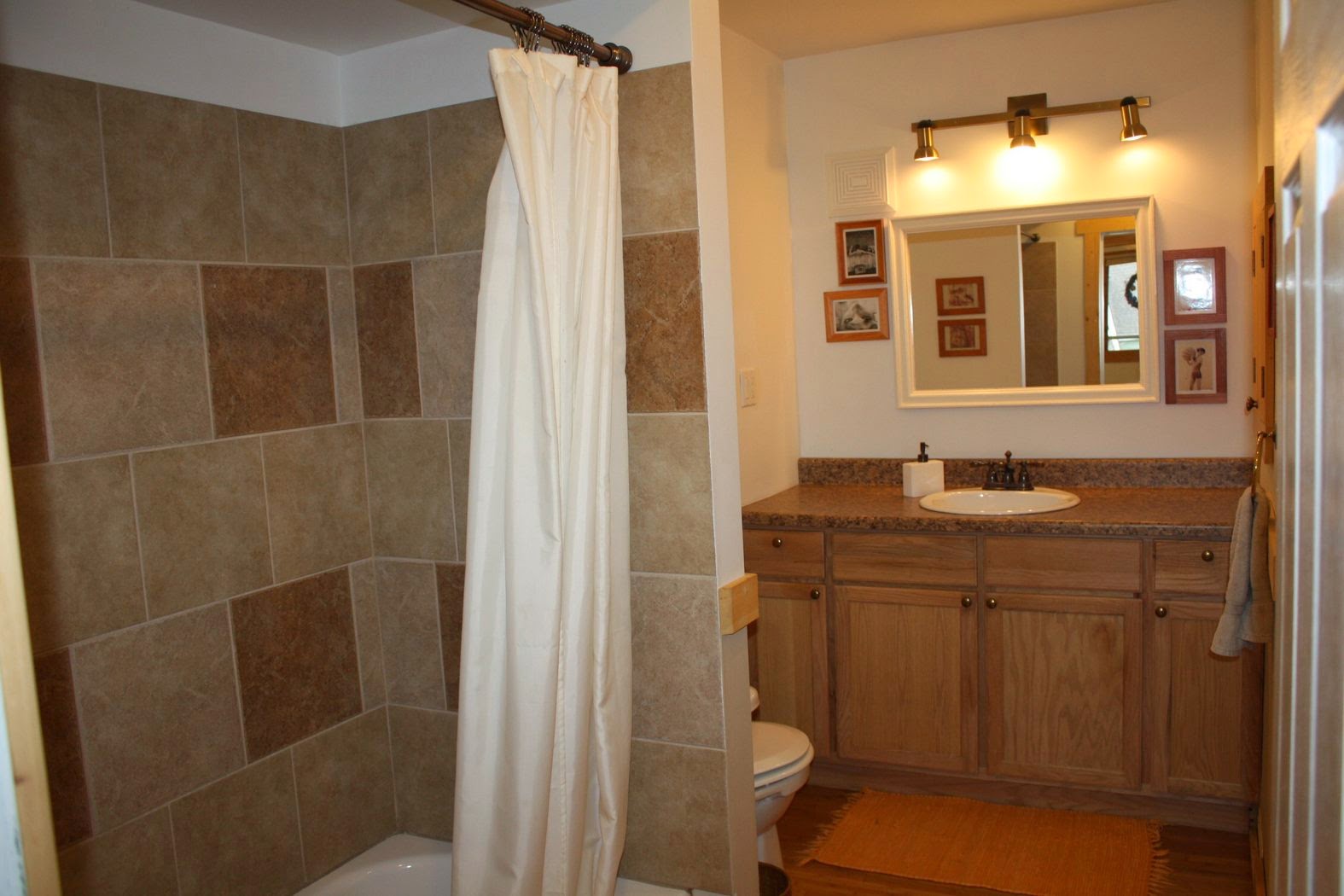 House for Sale in Warfield, British Columbia