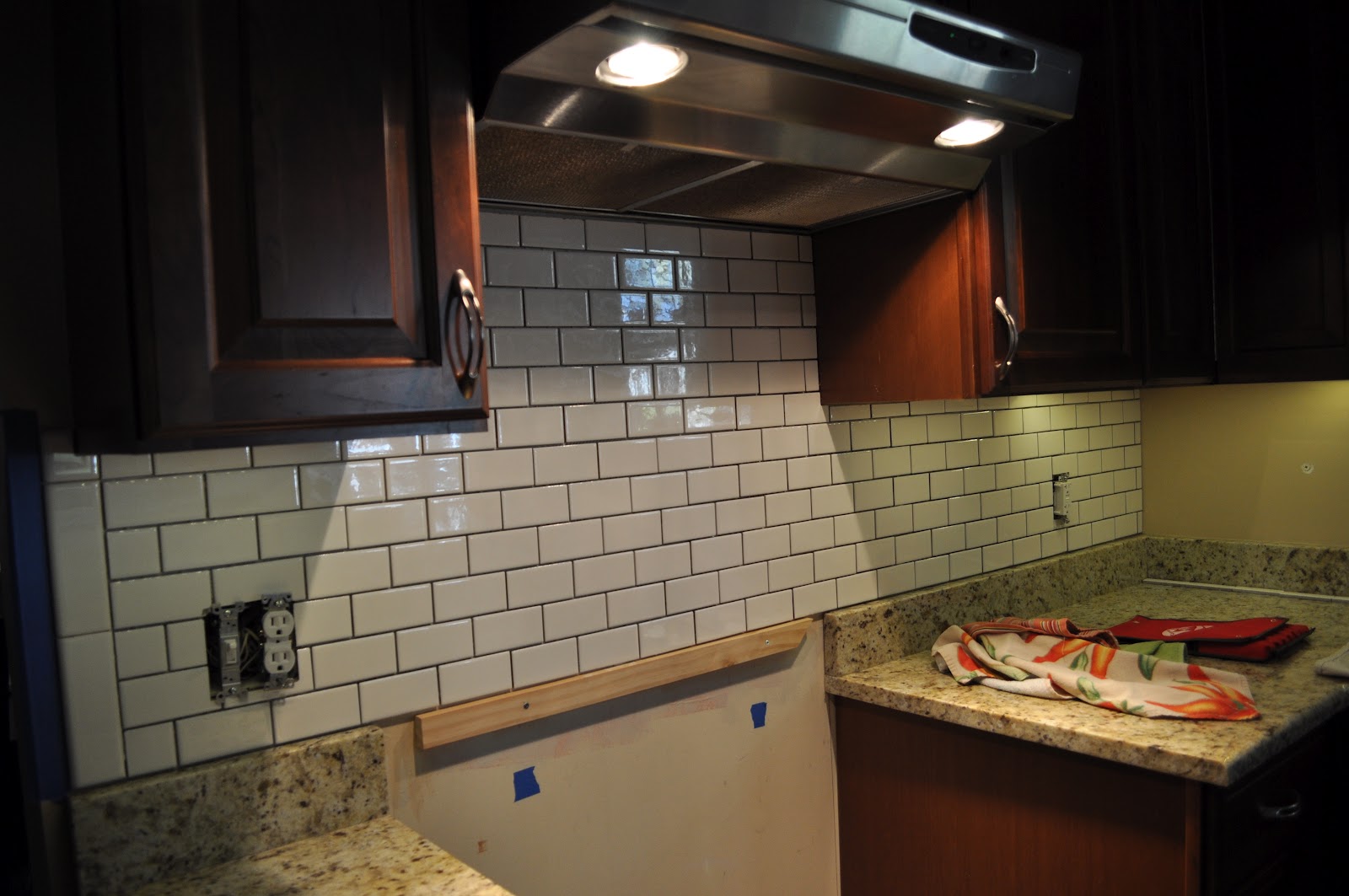 notes-from-the-playground-diy-kitchen-backsplash