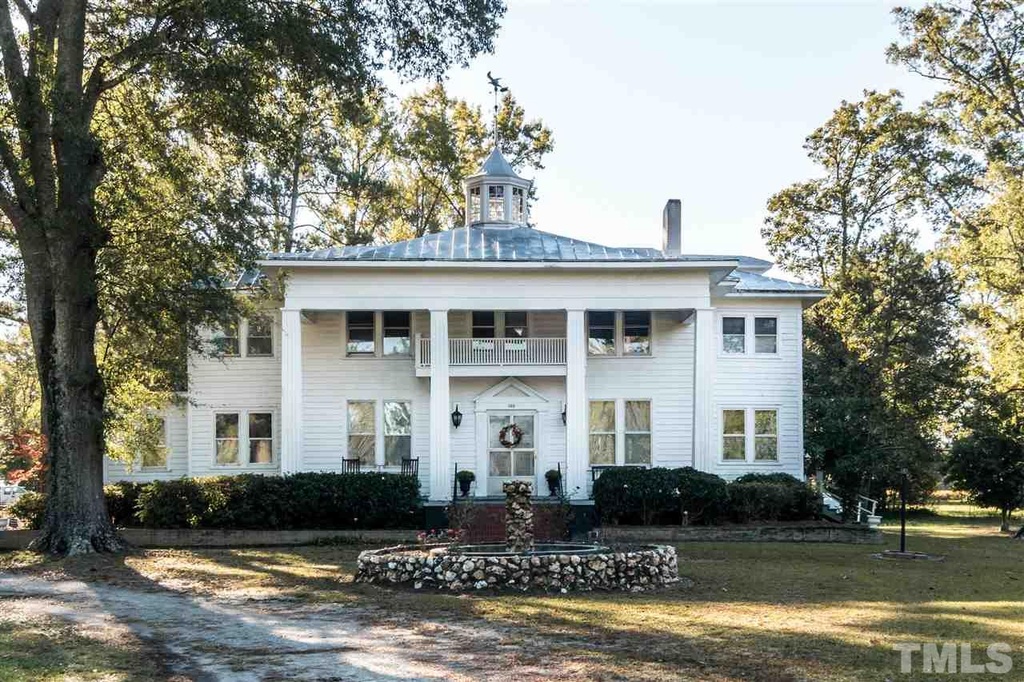 Yesterdwell 1911 Colonial Kenly, NC