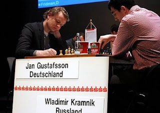Echecs à Dortmund ronde 2 : Jan Gustafsson (2642) 0-1 Vladimir Kramnik (2801) - Photo © Georgios Souleidis  