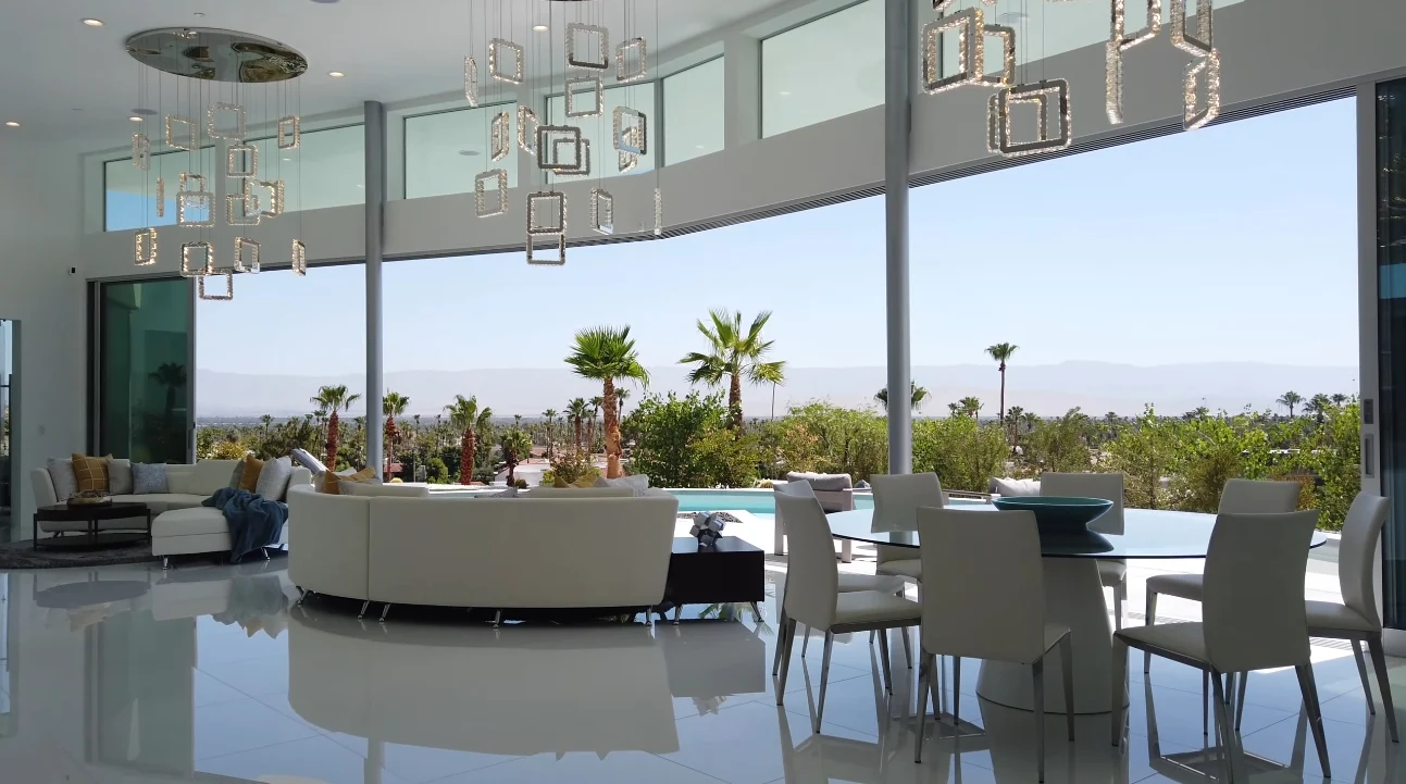 32 Photos vs. Palm Springs, CA Luxury Home Interior Design Tour By Brian Foster