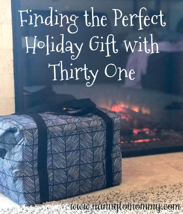Thirty One Round Utility Tote Shoulder Mummy Beach bag 31 Gift