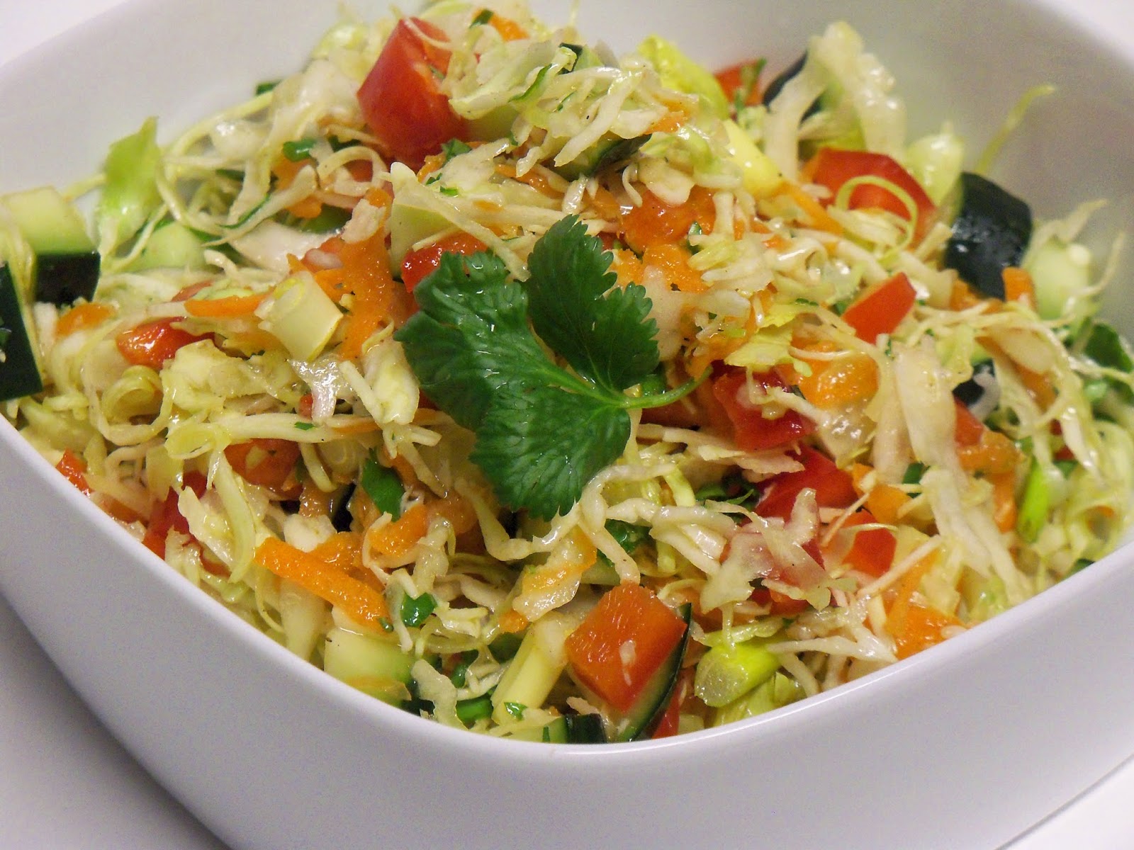 Momzblotterrantz Coleslaw with Italian dressing & Lemon