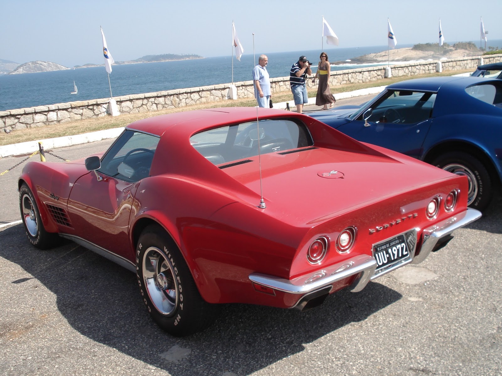 Chevrolet Corvette зад