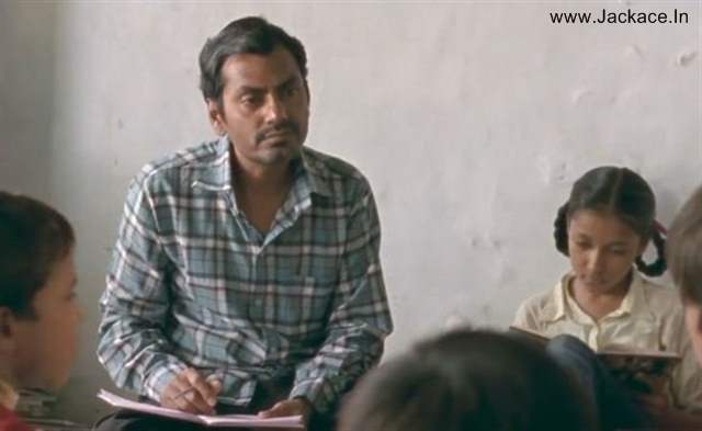 Haraamkhor Official Trailer | Nawazuddin Siddiqui & Shweta Tripathi 
