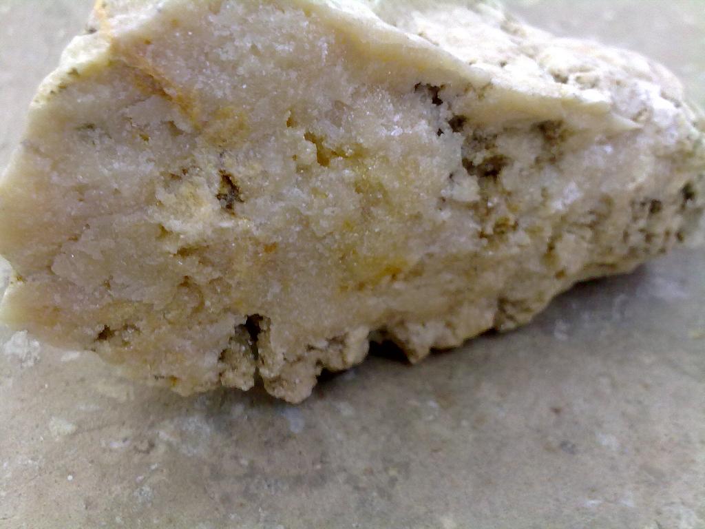 amator de mineralogie: cuartit