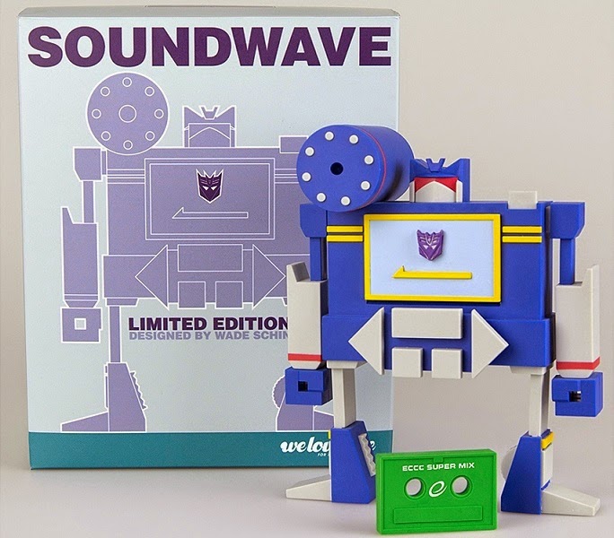 Emerald City Comicon 2015 Exclusive Soundwave Transformers Vinyl Figure by WeLoveFine & Wade Schin