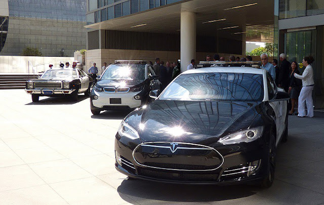 The LAPD Is Not Ready to Switch to Teslas Just Yet