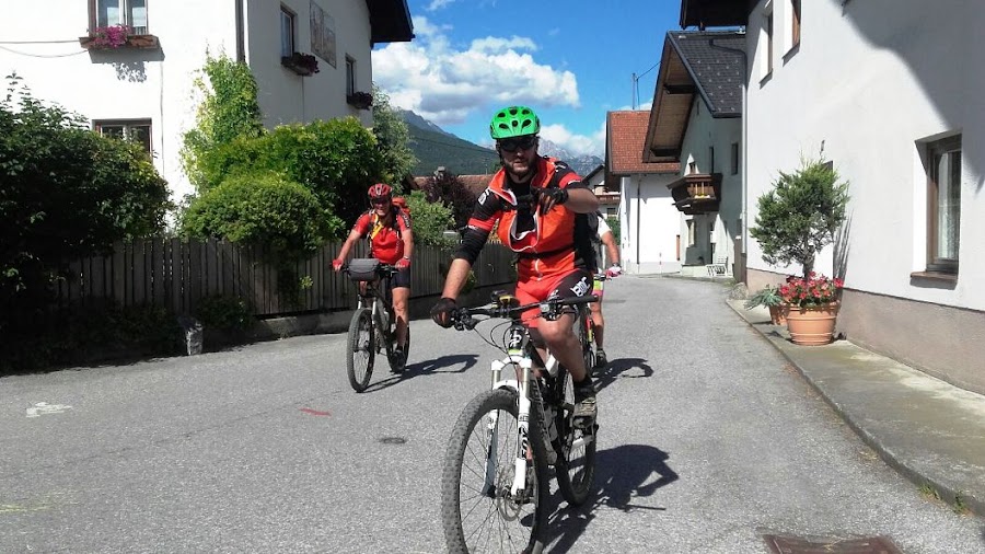 transalpes-en-btt-alpes-arnoga-ponte-di-legno-pueblos-alpinos