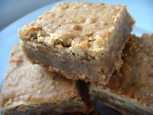 How to Make Coconut Toffee Blondies