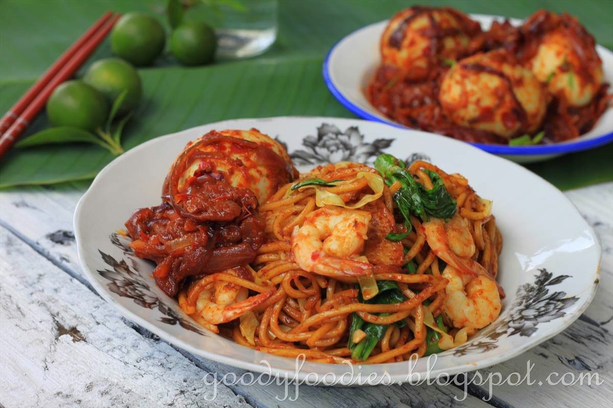 GoodyFoodies Recipe Mee Goreng (Malaystyle fried yellow noodles)