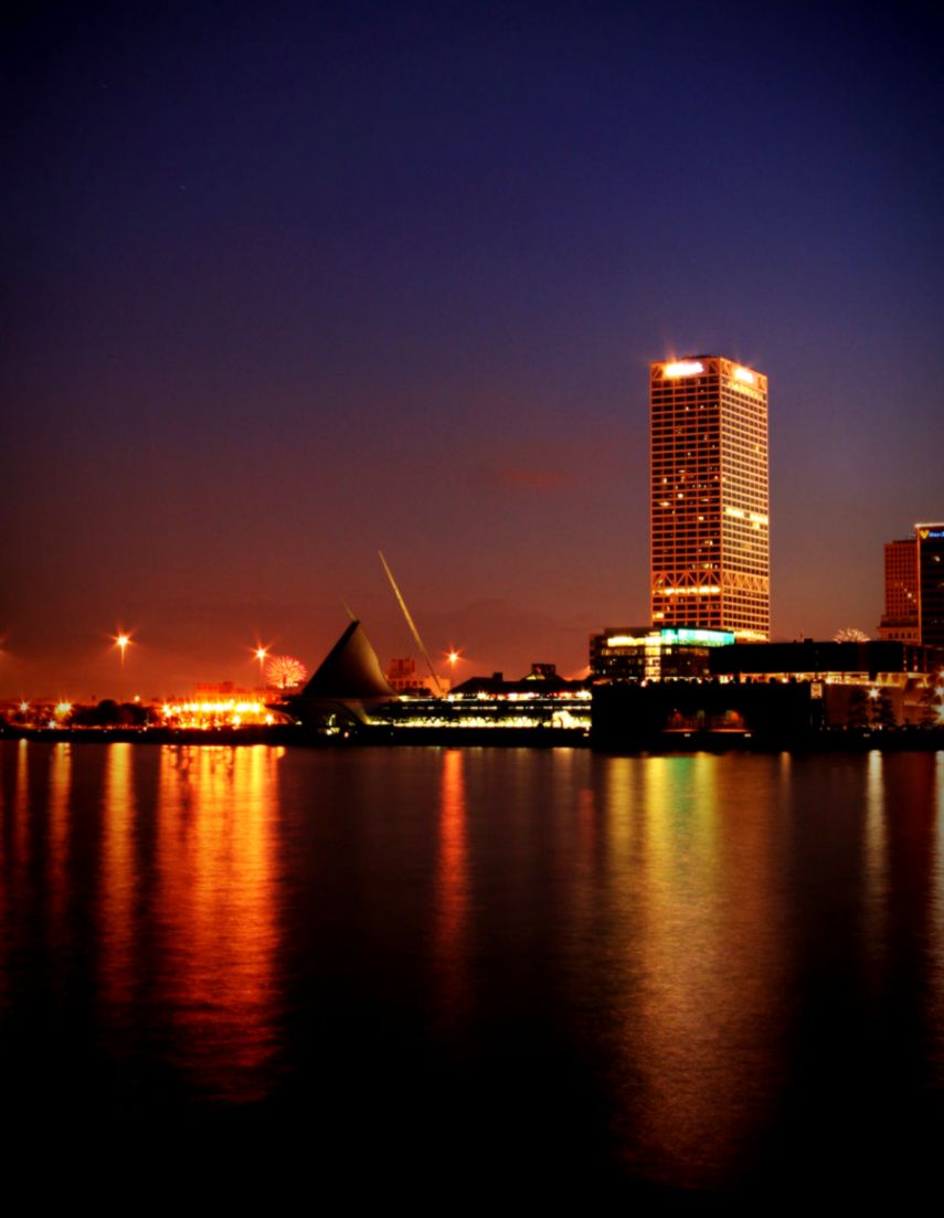 Milwaukee Skyline Wallpaper   wallpaper