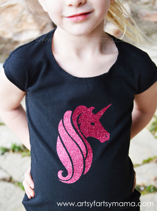 DIY Glitter Unicorn Shirt at artsyfartsymama.com #vinyl #unicorn #kidfashion #ExploreCricut