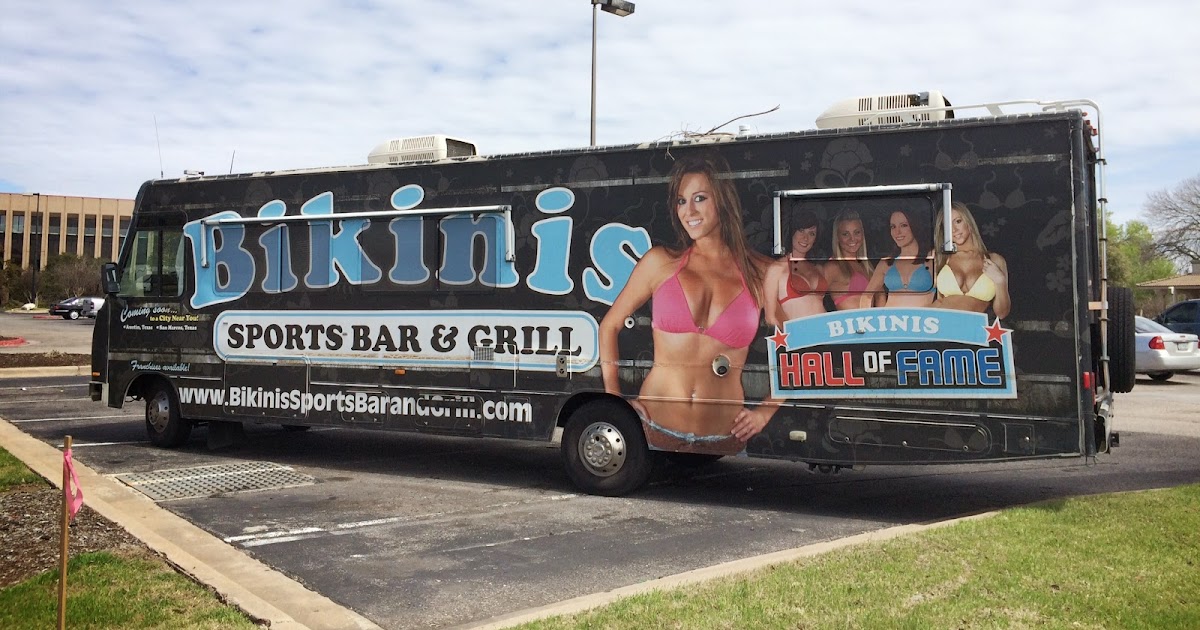 Bikinis Sports Bar And Grill In Austin オースティンのビキニズ スポーツバーandグリル ~ Im Made Of Sugar Chihiros 