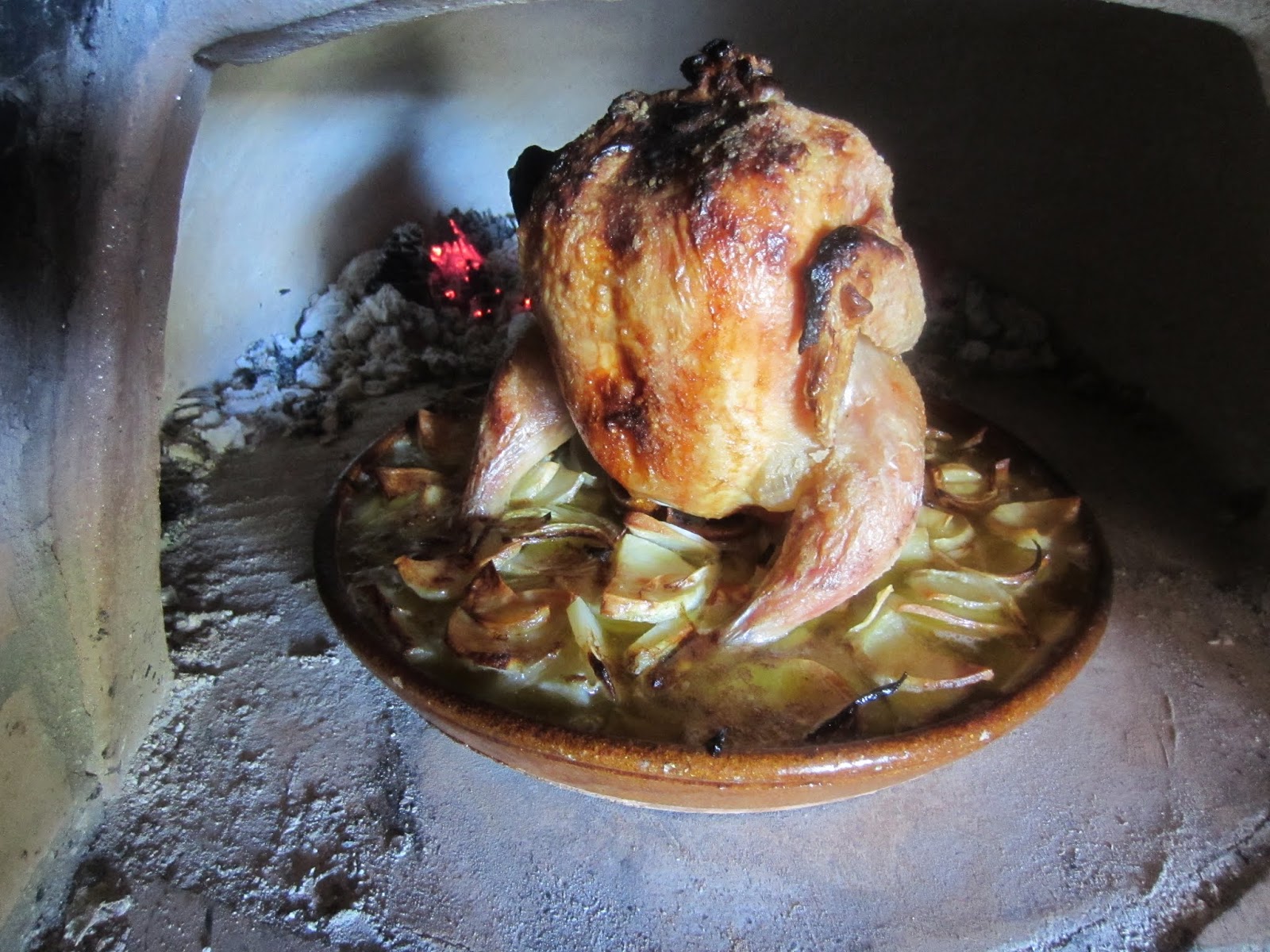 ROSQUILLAS Y ROSCONES: Pollo asado en horno de leña