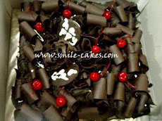 BLACKFOREST SIZE : 20CM  WITH PRICE IDR 200.000