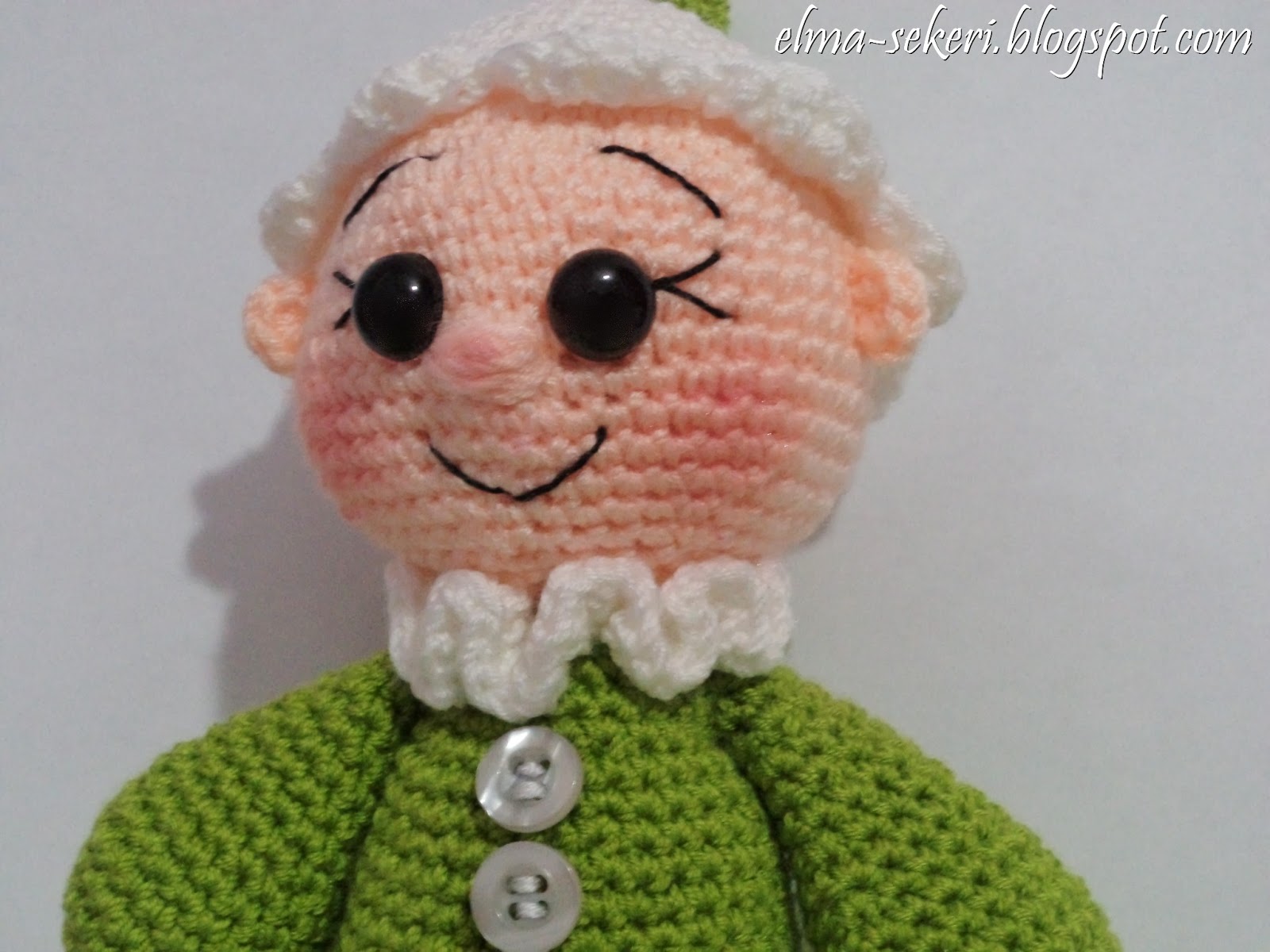 Elma Şekeri El Sanatları Atölyesi Amigurumi Bebekler ve