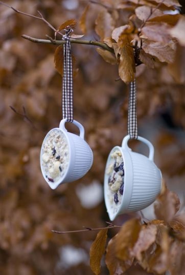 These hanging teacup bird feeders will attract flying friends to your yard