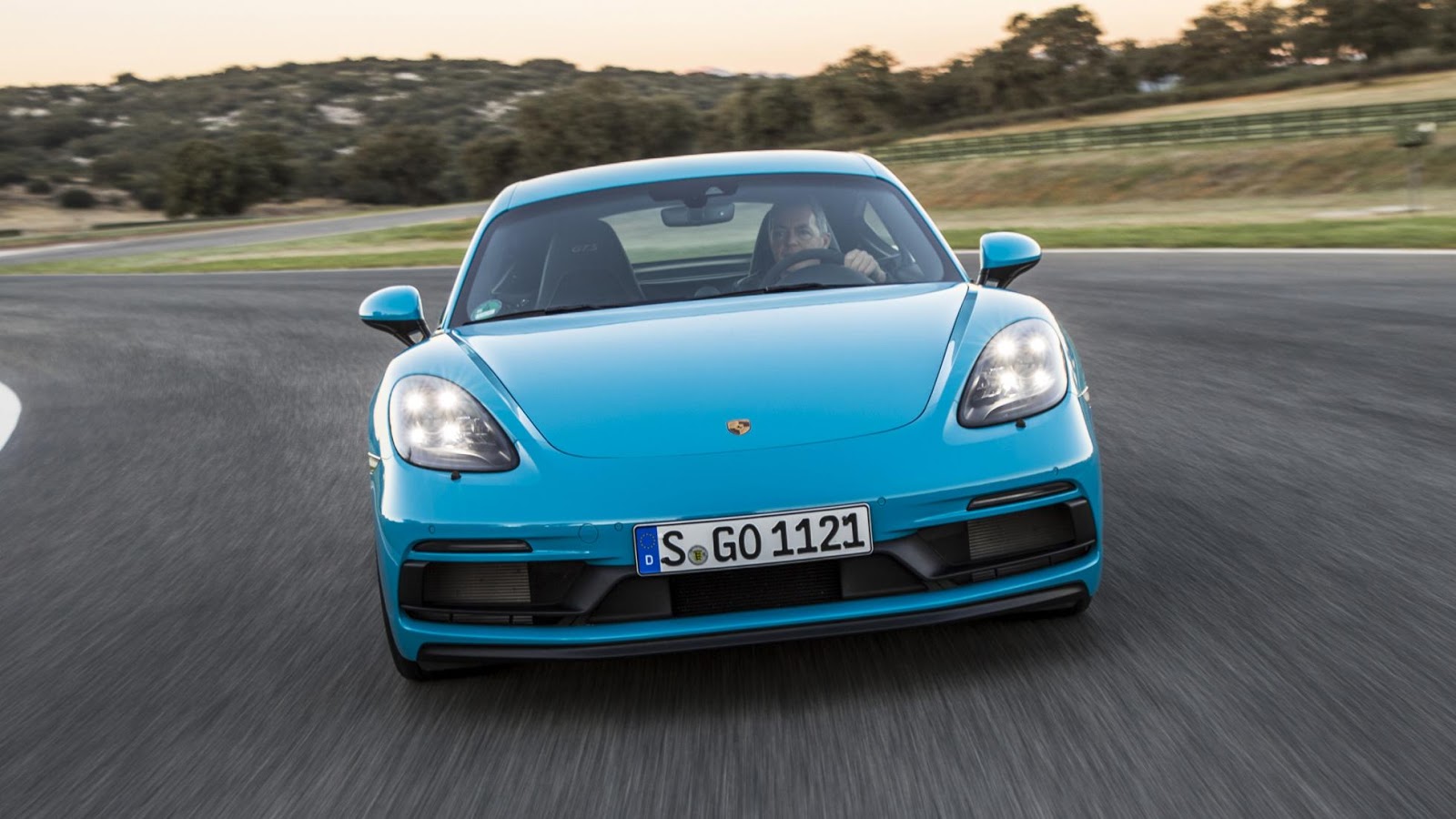 Gt4 Miami Blue
