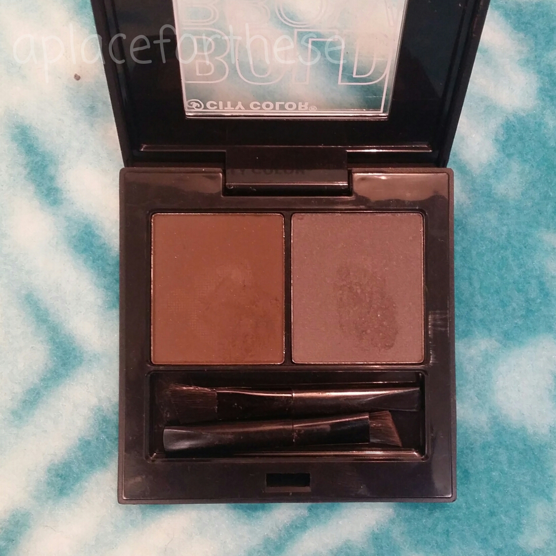 A Place For These City Color Bold Brow Eyebrow Powder Review