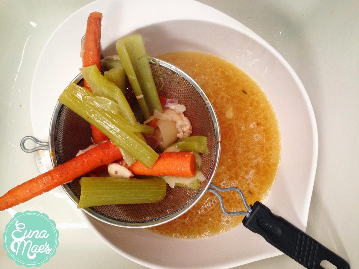 Euna Mae's Euna Mae's Boiled Chicken & Homemade Chicken Stock