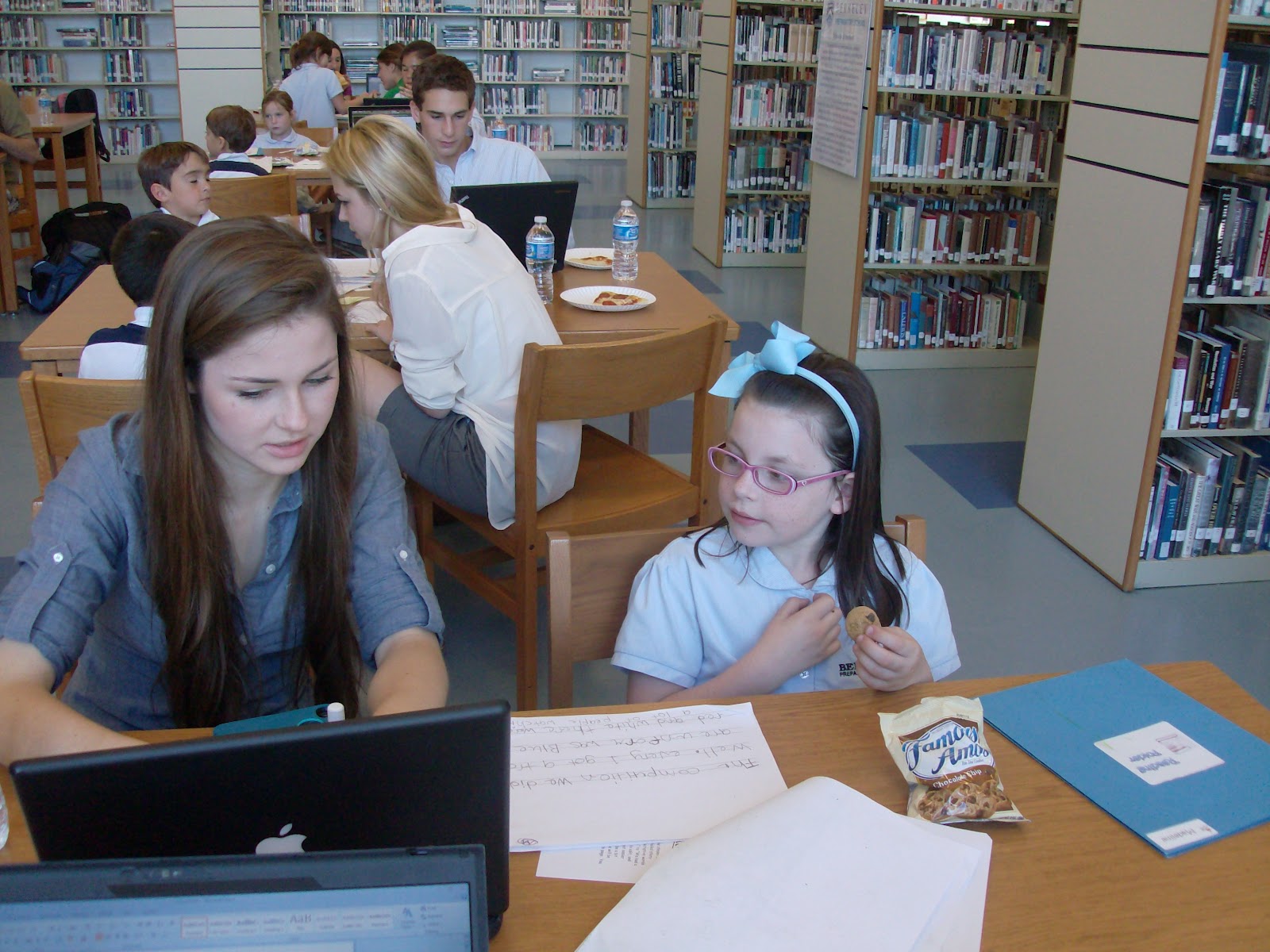 Words From the Center: Tutors Work with First Graders
