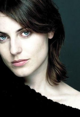Antje+Traue5.jpg