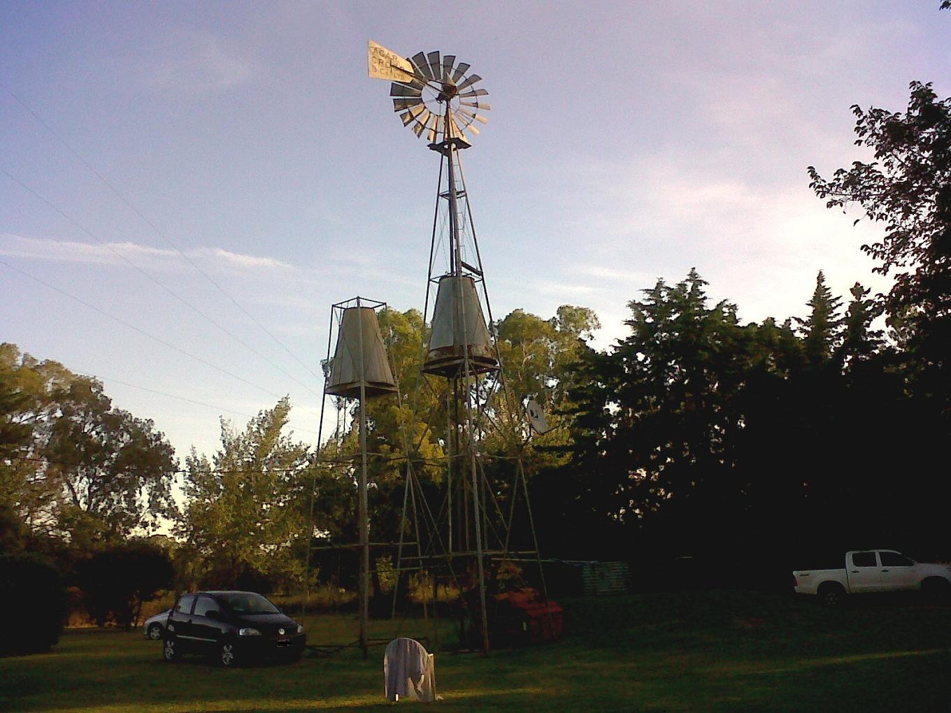 pensando la bronca: LE DICEN MOLINOS DE AGUA
