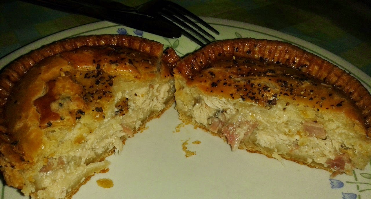 Toppings Chicken, Ham and Mushroom Pie Review