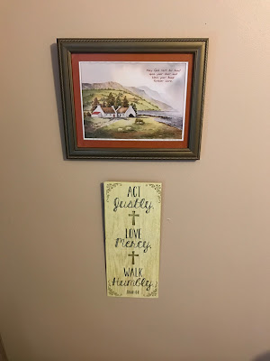 Small painting of Ireland and plaque with Micah 6:8