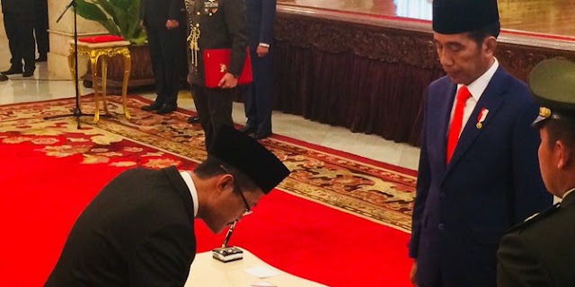 Jokowi resmi lantik 9 anggota KPPU di Istana Negara
