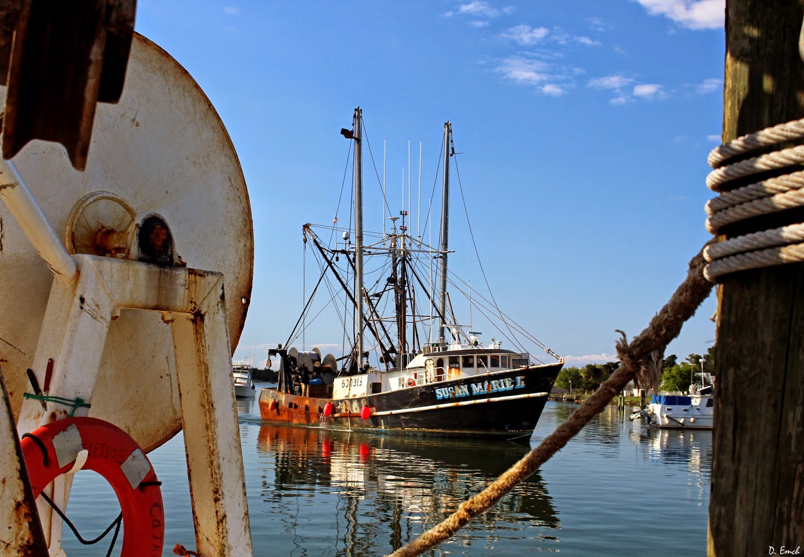 Capture America Journal NC Beaufort Inlet Seafood Company, Morehead