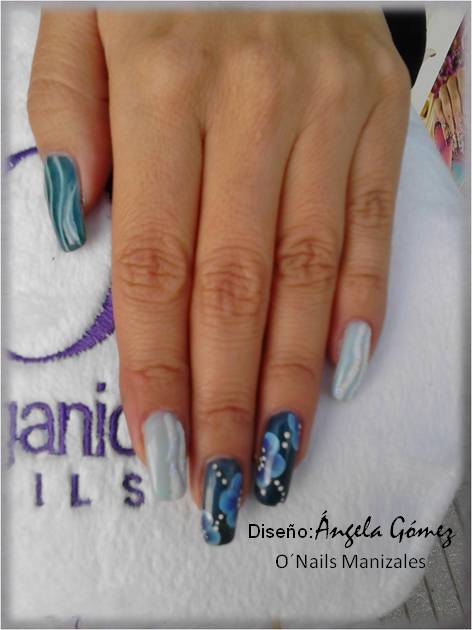 Angela Gómez (Organic Nails Manizales): Pinceladas