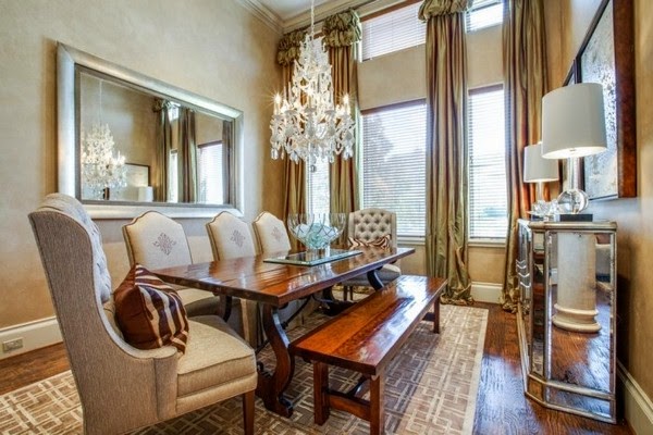 Chandelier in white a true multi-talent in the living area