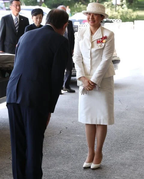 Empress Masako of Japan, Crown Princess Kiko, Princess Hanako, Princess Nobuko and Princess Hisako